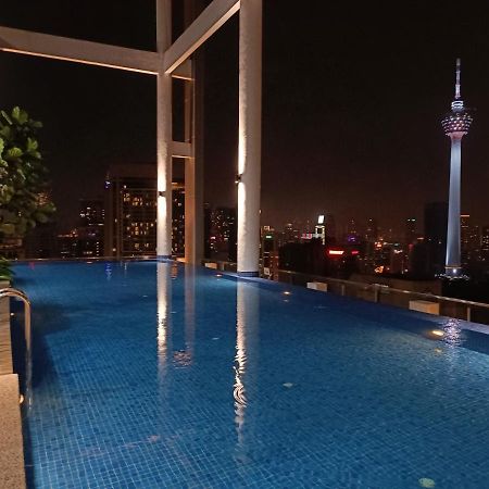 Cl 29A Insta Klcc View & Infinity Pool Apartman Kuala Lumpur Kültér fotó
