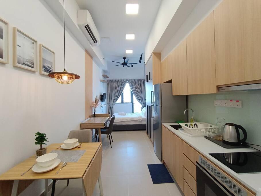 Cl 29A Insta Klcc View & Infinity Pool Apartman Kuala Lumpur Kültér fotó