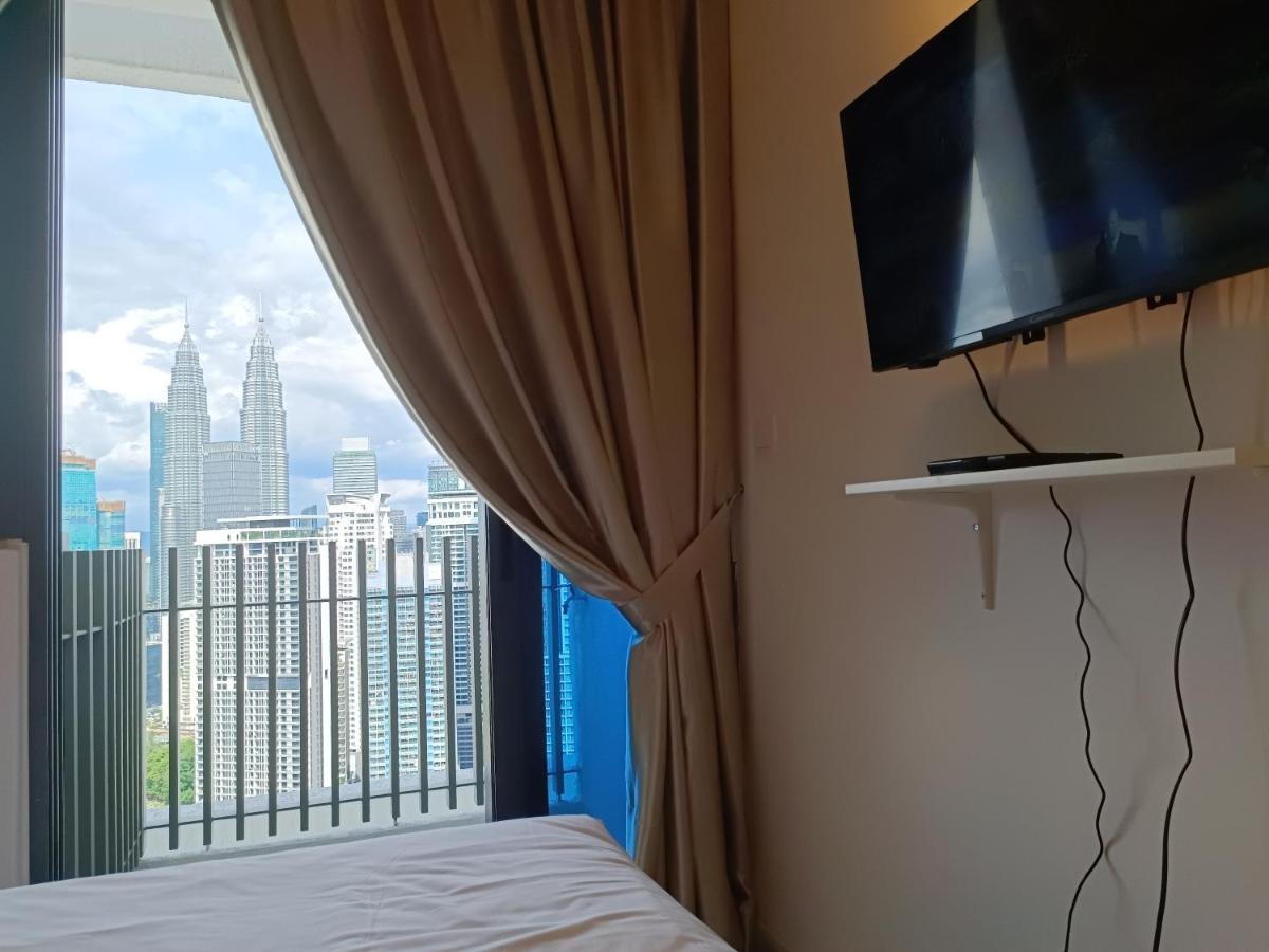 Cl 29A Insta Klcc View & Infinity Pool Apartman Kuala Lumpur Kültér fotó