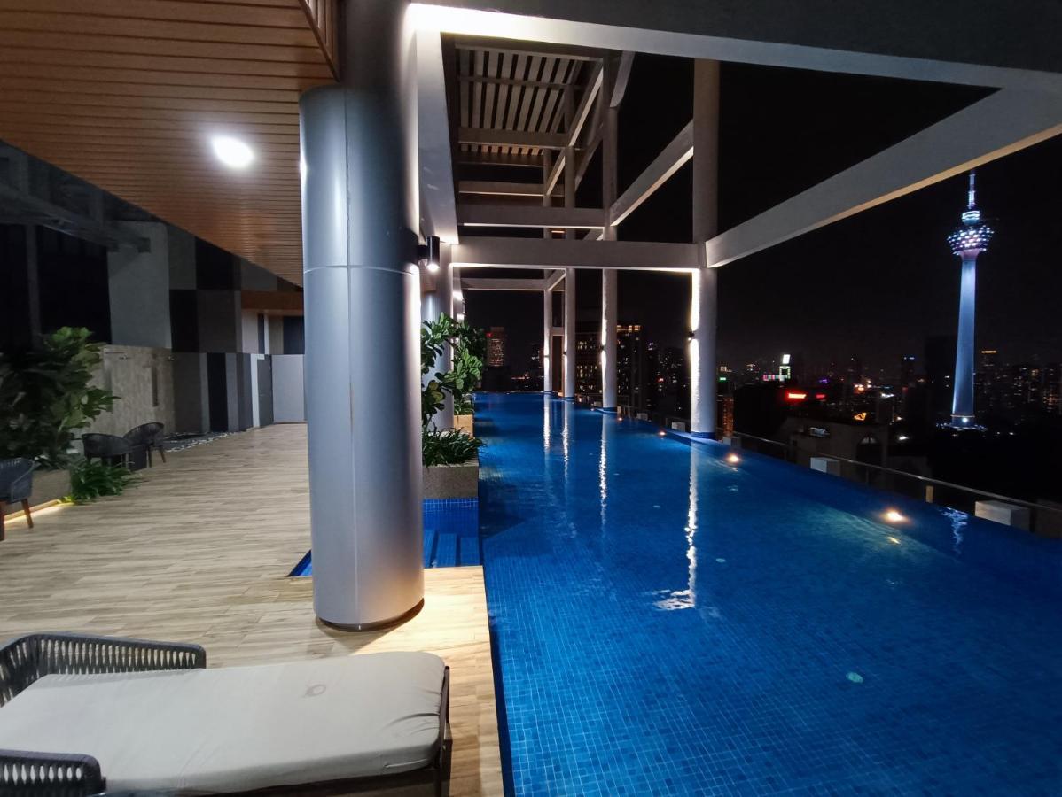 Cl 29A Insta Klcc View & Infinity Pool Apartman Kuala Lumpur Kültér fotó
