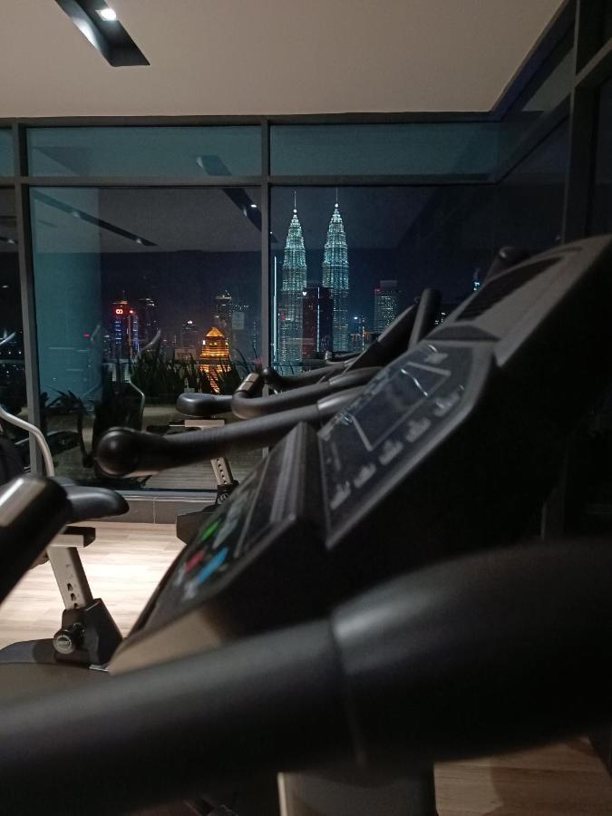 Cl 29A Insta Klcc View & Infinity Pool Apartman Kuala Lumpur Kültér fotó