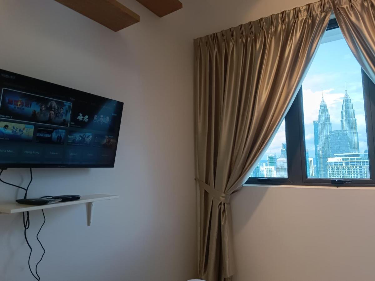 Cl 29A Insta Klcc View & Infinity Pool Apartman Kuala Lumpur Kültér fotó